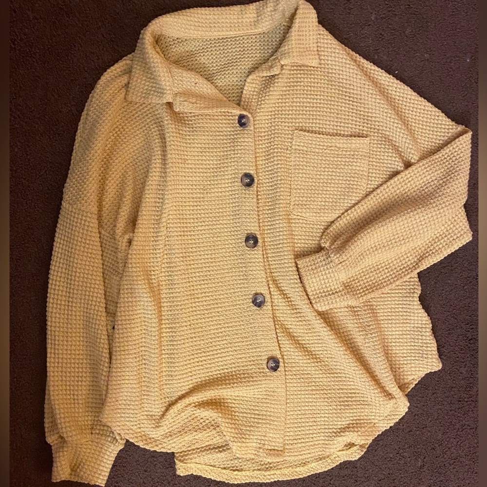 Women’s Small Top